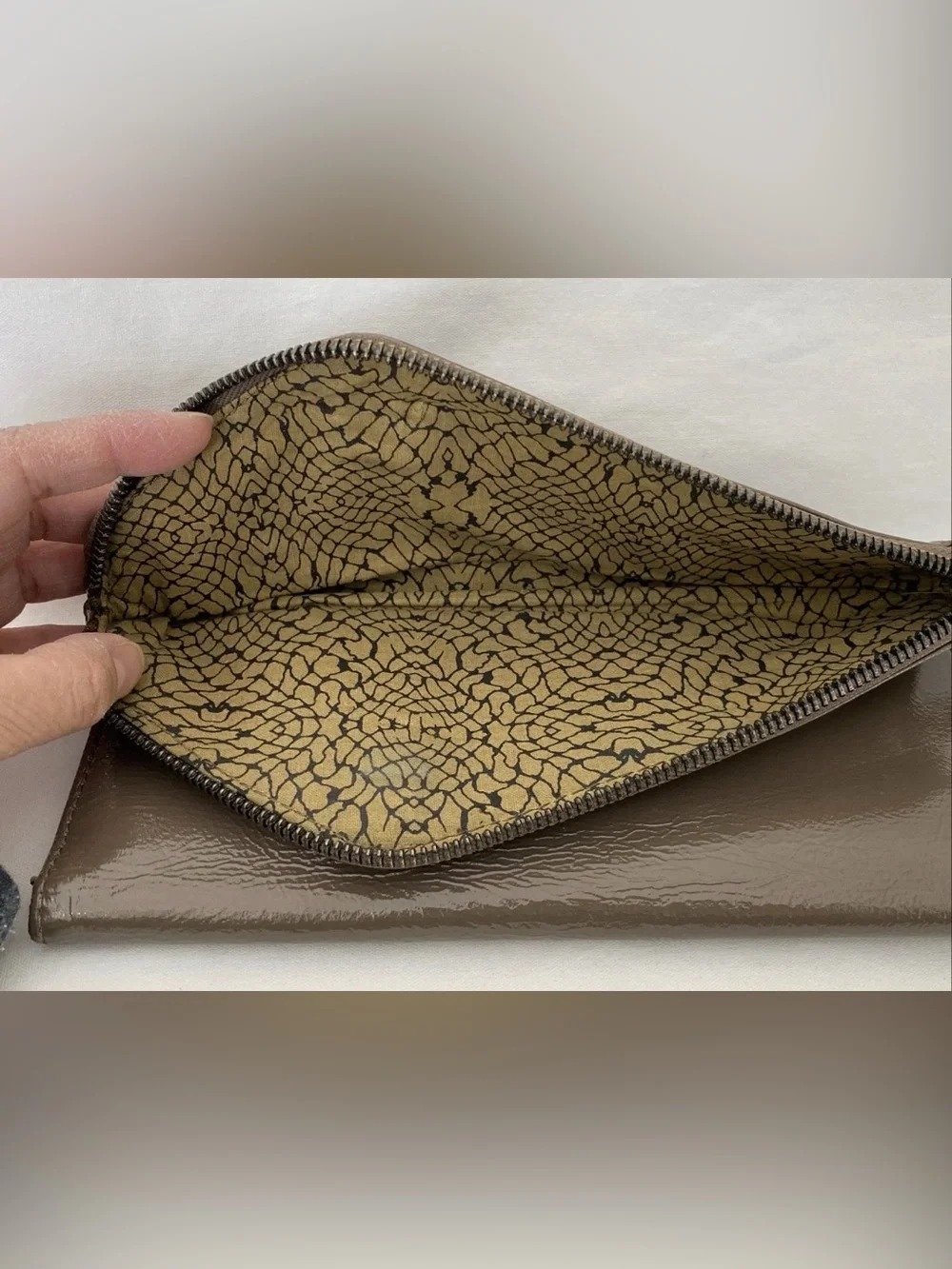 Hobo International GLAZED TAUPE LEATHER CLUTCH WALLET BAG Purse VGC
